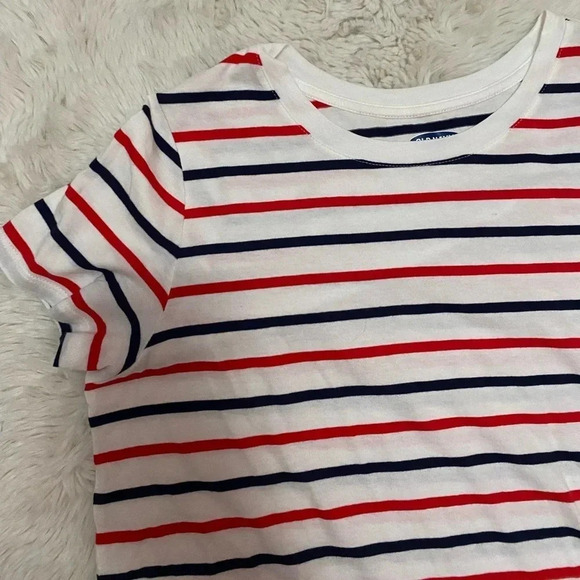 Old Navy women’s short sleeve red, blue, white stripe every wear tshirt - Picture 3 of 5